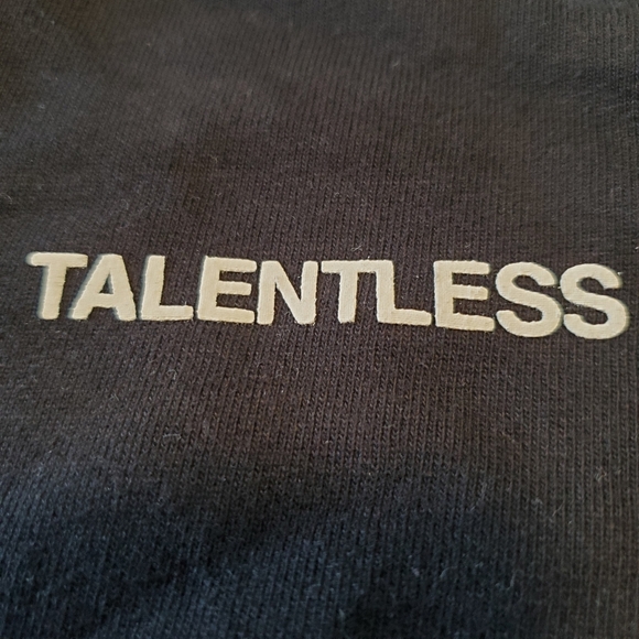 Talentless Crewneck - Picture 2 of 5